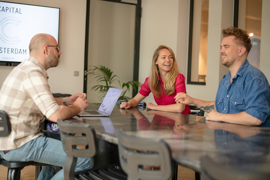 Meeting in The Modern Fossil 