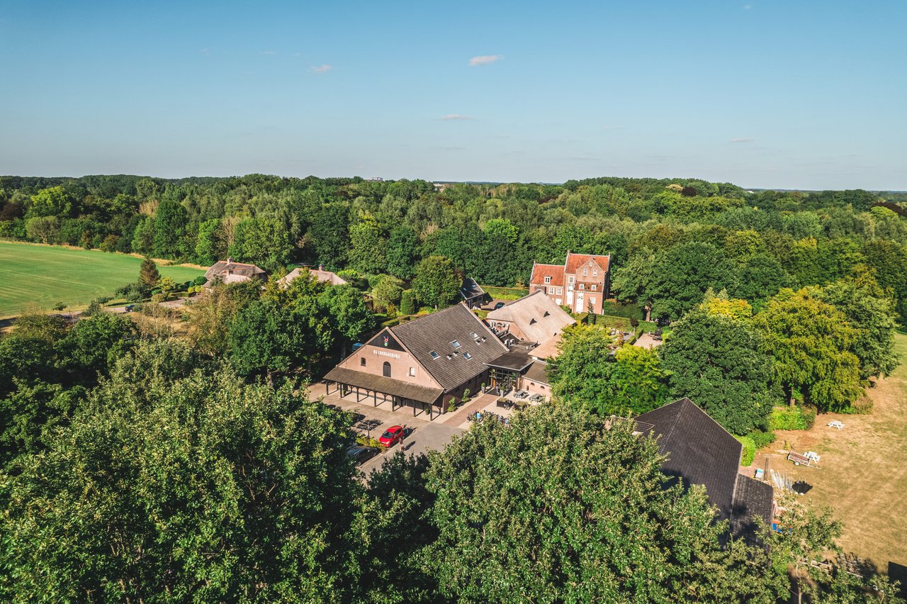 De Landgoederij van bovenaf